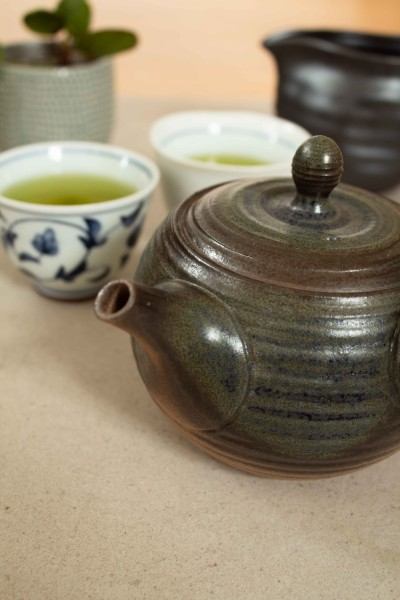 JAPONSKI GLINAST ČAJNIK KEIKO KYUSU RJAVO MODER 230 ML