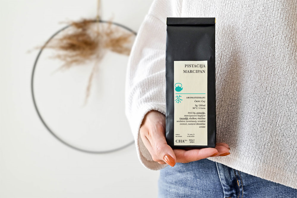 ČRNI ČAJ Pistacija marcipan